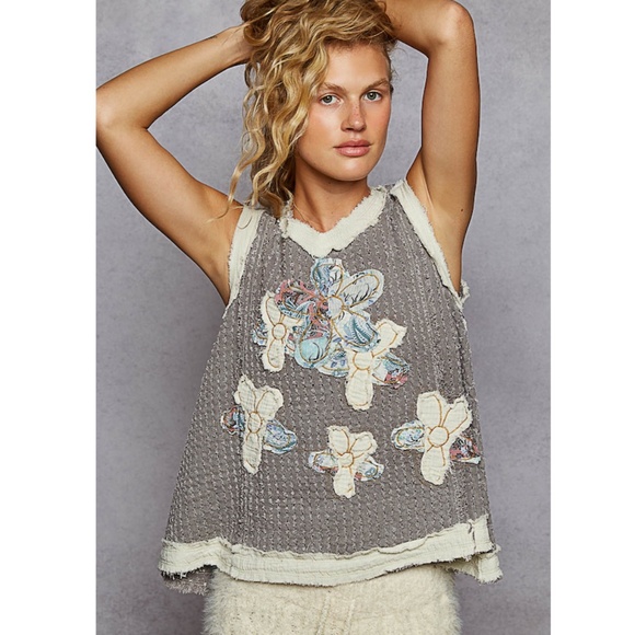 "The Marlow" Gray Denim Flower Patch Top - Picture 2 of 4